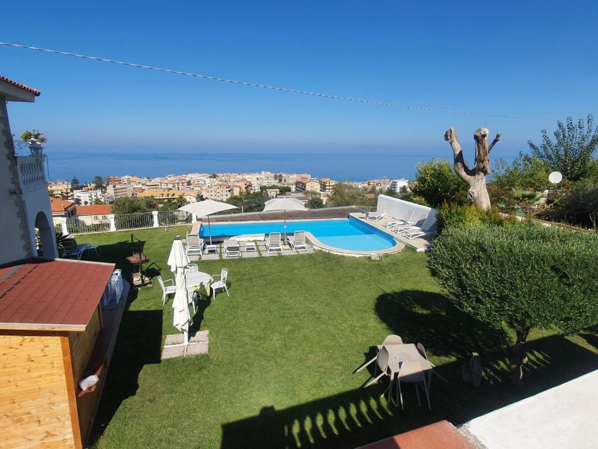 Appartamenti Borgo Panoramico N 3 Tropea Esterno foto