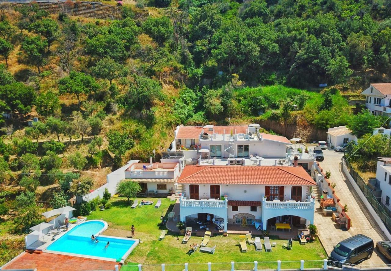 Appartamenti Borgo Panoramico N 3 Tropea Esterno foto